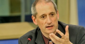 Gérard Onesta : « j'attends toujours le Serment du jeu de paume de la part des parlementaires européens » 