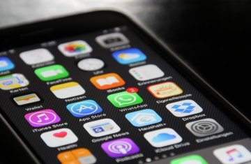 Avec le Digital Services Act, l'Union européenne veut renforcer sa stratégie face aux GAFAM