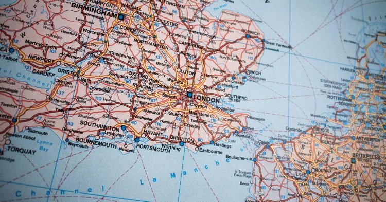 Dear Britain : So long, farewell, auf Wiedersehen, goodbye