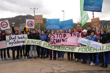 #DontTouchMySchengen : Europas Jugend protestiert für offene Binnengrenzen 