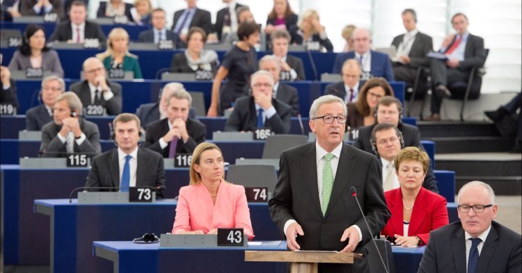 La Commission Juncker aux manettes