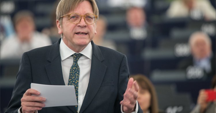 Ipocrizia lui Verhofstadt