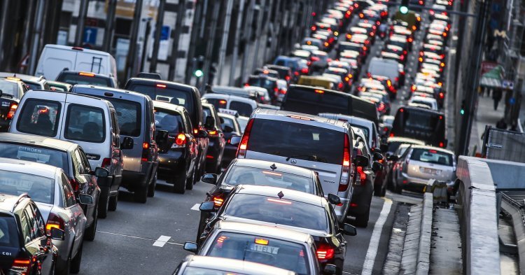 Normes de pollution : l'industrie automobile au pied du mur ?