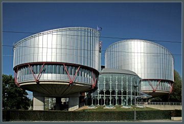 Fünfzehn Jahre europäische Werte : nur eine leere Hülle ?