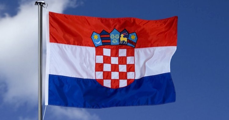 Croatia in the European Union in 2013: The Finish Line of the Marathon? 