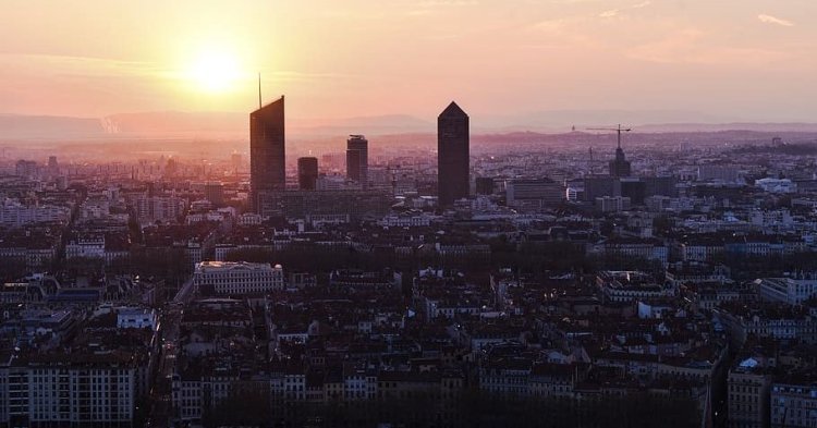 Les enjeux oubliés des élections locales françaises