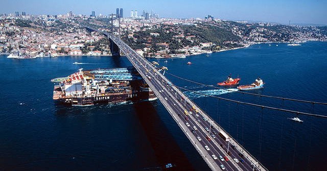 La politique étrangère de la Turquie face à ses destins