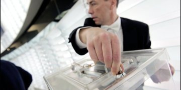 The 2014 European elections : true hope for democracy or fear in the face of nationalists ?