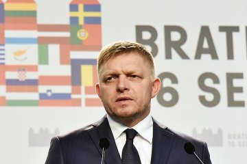 Democracy under pressure : L'élection présidentielle slovaque, marchepied ou frein pour “l'Etat mafieux” de Robert Fico ?