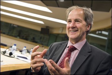 Jo Leinen : « L'idée de listes transnationales n'est pas enterrée »
