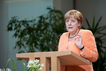Merkel muss den Schleier lüften !