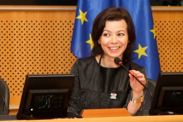 ‘'Empowering girls'' or how to make Europe more egalitarian.