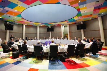 Una reunión interminable para proponer los cargos principales