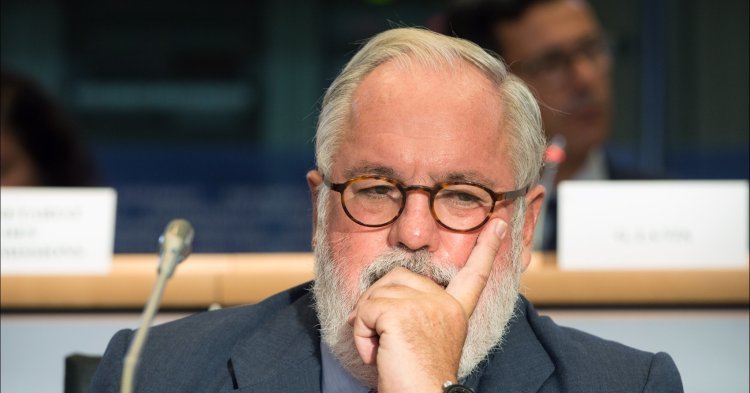 Kommissare in Not: Junckers Besetzung wackelt