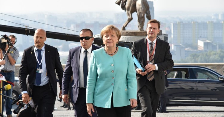 Merkel in Bratislava: Die EU ist in einer „kritischen Situation“