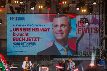 Präsidentschaftswahl in Österreich : FPÖ siegt - Volksparteien stürzen ab