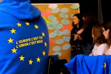 Deal with strangers, suffer in isolation – or feel European