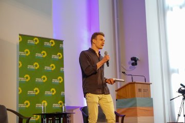 Florian Siekmann ist mit 27 Jahren jüngstes...