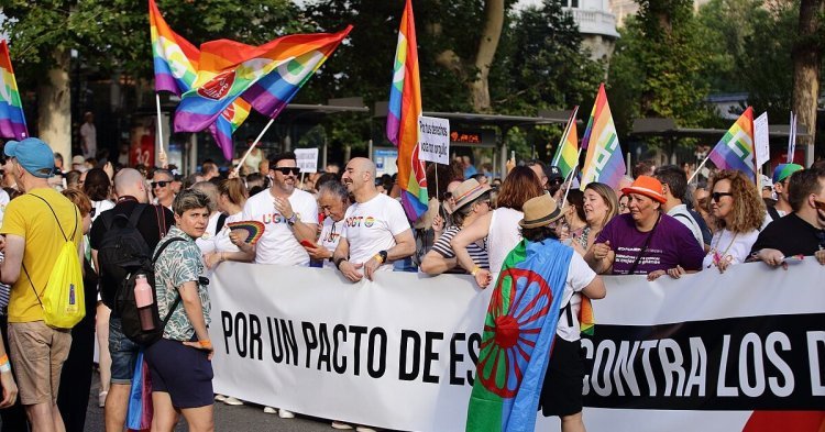 “Spanish Stonewall”: The 1971 Begoña Passage Raid and LGBTQI+ Rights Under Francoism