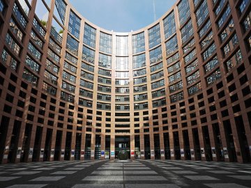 European elections to determine national Commissioners: Don't try this at home