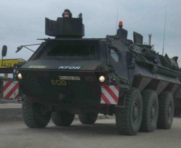 « L'Europe ne doit pas être un nain militaire »