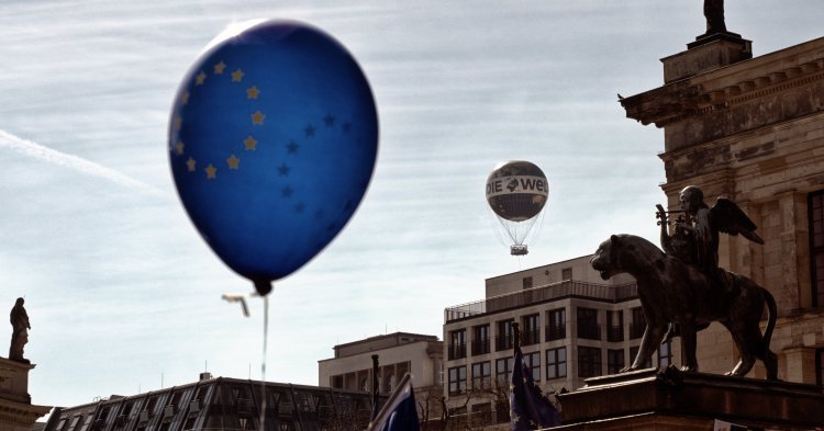 Der Verfassungsentwurf der European Youth Convention 2017 für die EU: Eine Rezension 