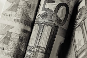 Pour la création d'un salaire minimum européen