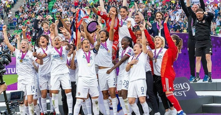 Football féminin : l'Union européenne va-t-elle prendre son envol ? 
