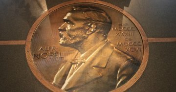 Le Nobel de la paix récompense les acquis en obligeant l'Union à plus