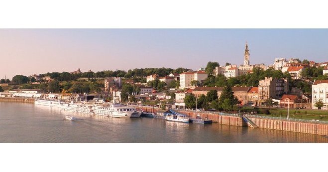 I rallentamenti nel processo di adesione della Serbia all'UE