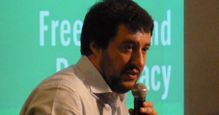 Salvini, l'Euro e il nascondino nella casa di cristallo