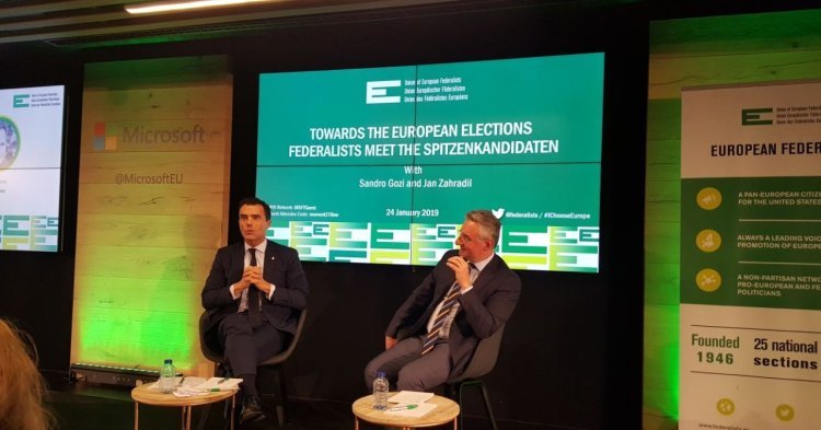Federalist Sandro Gozi and conservative Jan Zahradil agree to disagree in UEF election debate