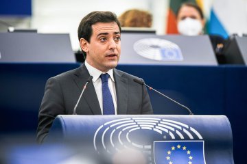 Stéphane Séjourné à la Commission, retour sur un parcours européen