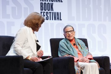 A more international HerStory : Ruth Bader Ginsburg 