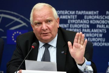 Flüchtlingskrise: EVP-Chef droht mit Schengen-Ausschluss