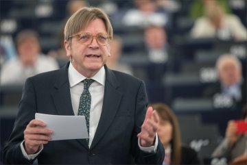 Ipocrizia lui Verhofstadt