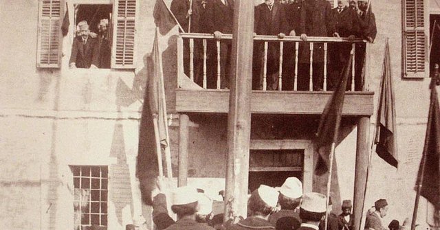 Albania: cento di questi anni (?) 