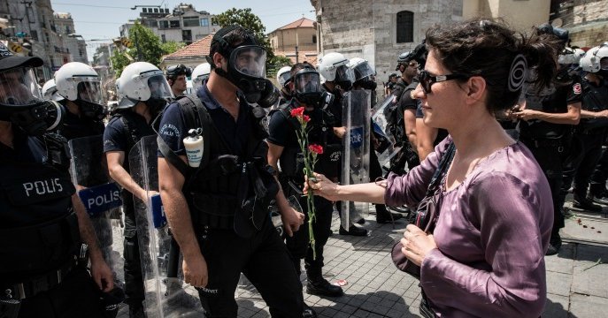 La JEF-Europe condamne le recours excessif à la force envers les manifestants pacifiques de Turquie