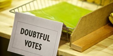 Translation : UK election : penalty shoot-out to decide the outcome ?