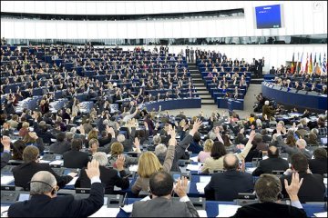 Pro-/Contra : Hat die EU ein Demokratiedefizit ? NEIN !