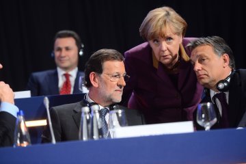 Orbán betet für Merkel