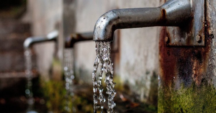 Wie steht es um Europas Trinkwasserressourcen? Wasserknappheit kurz erklärt
