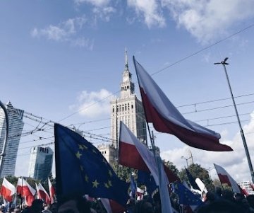 The rebellion of Polish democracy 